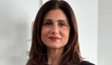 Estíbaliz Martín, interiorista: "Yo creo que los colores de las cocinas de 2026 en tendencia van a ser los cálidos" - El Mueble