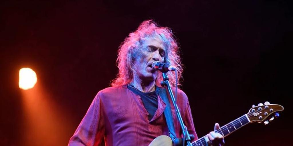 Muere a los 63 años Robe Iniesta, el histórico cantante, fundador y alma de Extremoduro