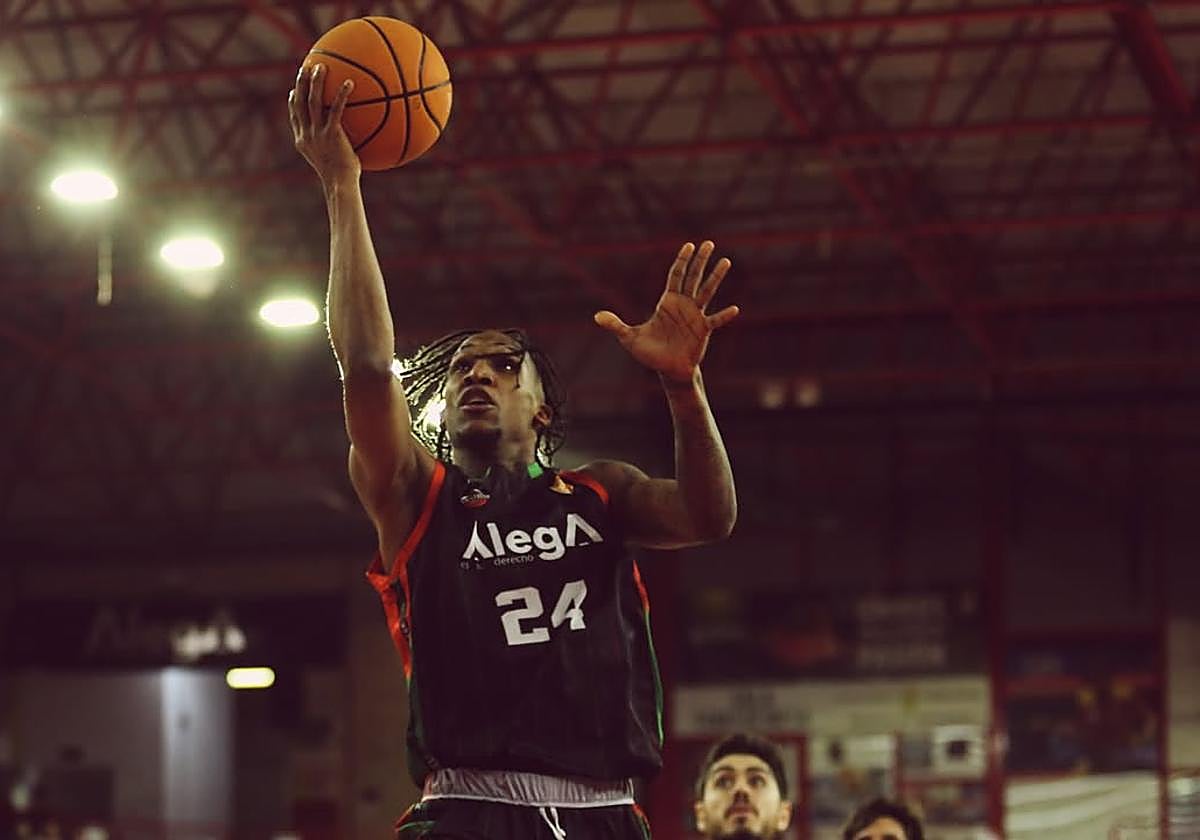 Jassel Pérez brilla como 'MVP' del Cantabria tras su polémica con la selección