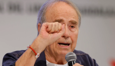 "Es imposible con este alboroto"