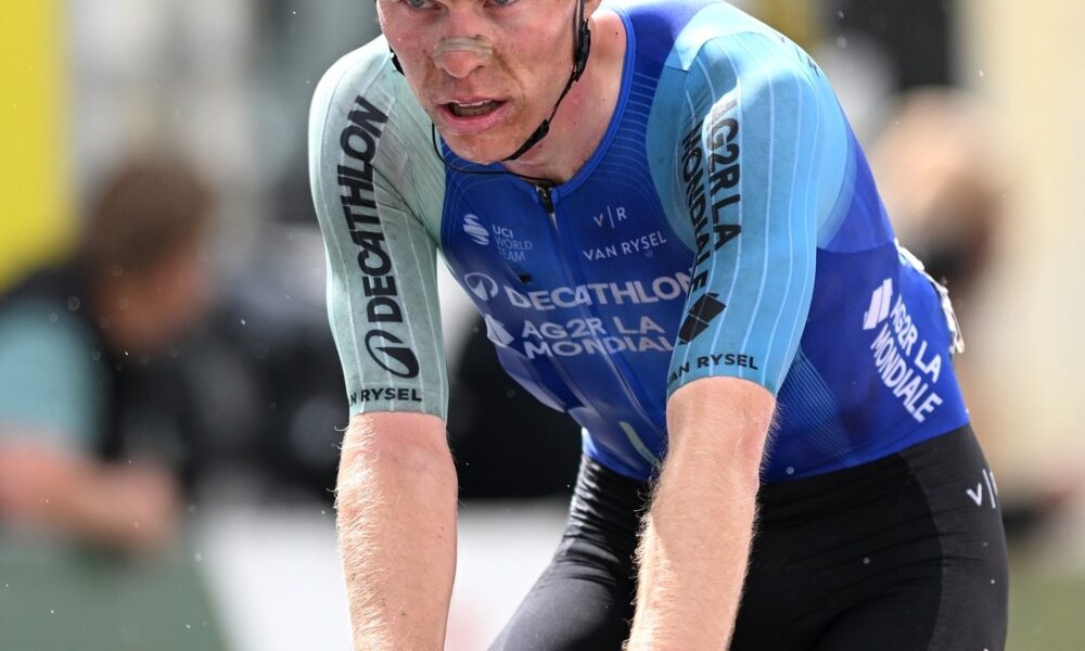 Johannes Staune-Mittet, la multa por rodar con AirPods