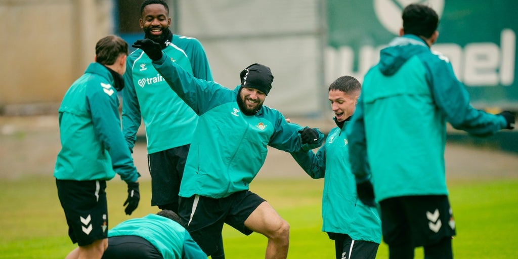 Alineaciones probables del Torrent - Betis de la Copa del Rey 2025-2026: onces y banquillo de suplentes