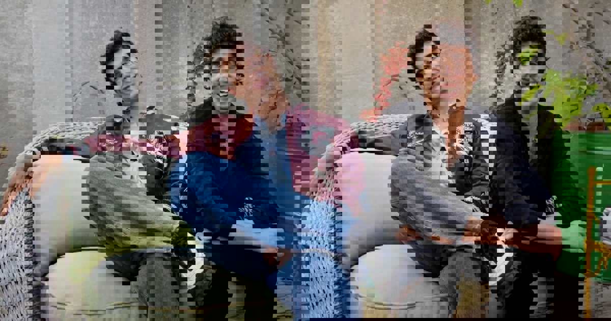 la imagen que demuestra cómo es la relación entre Javier Calvo y Javier Ambrossi