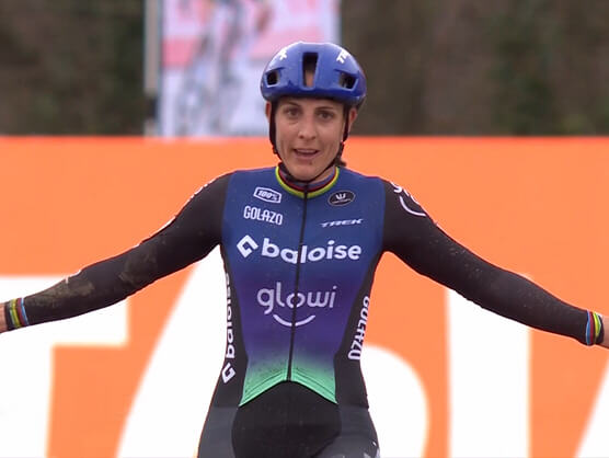 Lucinda Brand se impone en Namur y aprieta la general de la Copa del Mundo de Ciclocross