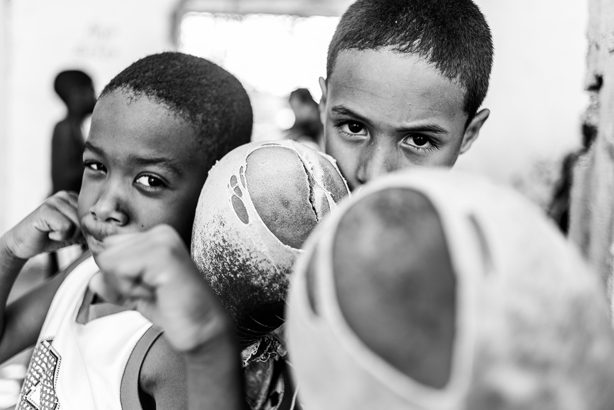 LUX ORO – Alberto De La Fuente