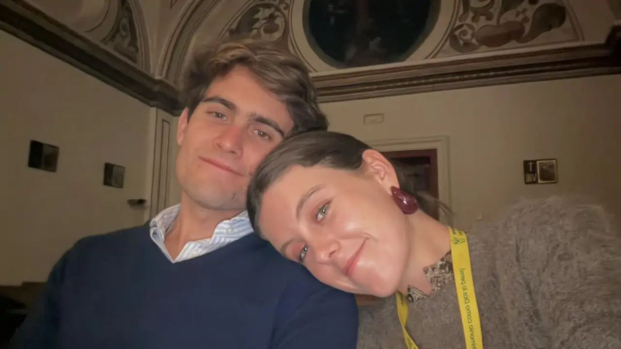 Muere repentinamente el novio de la influencer Manuela Ochoa antes de su boda