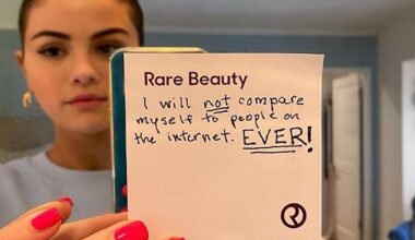 ¿Por qué la marca de maquillaje de Selena Gómez triunfa entre la generación Z?