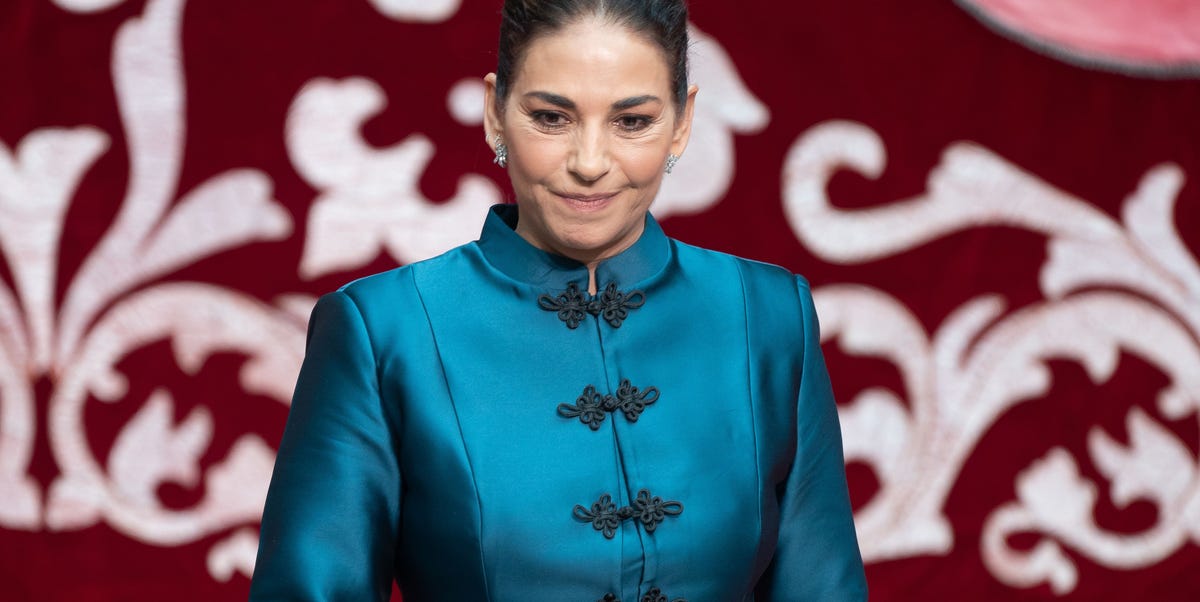 Mariló Montero se corona con su mejor look de fiesta con conjunto satinado