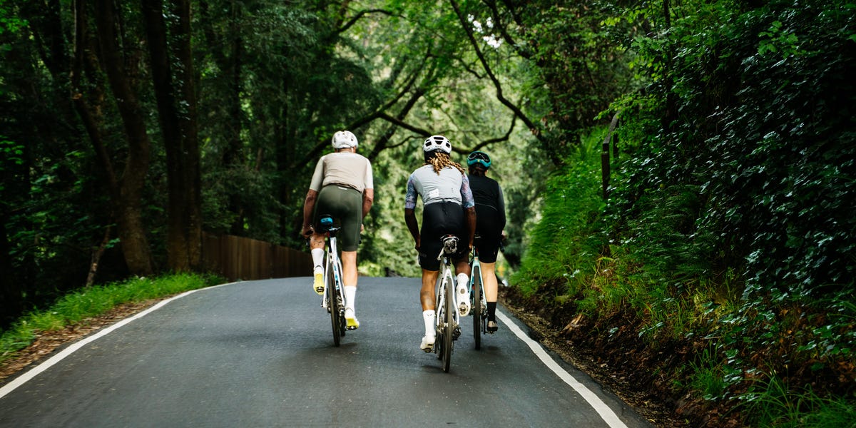 La distancia media de bicicleta que recorremos por edad y qué grupo hace más kilómetros en 2025