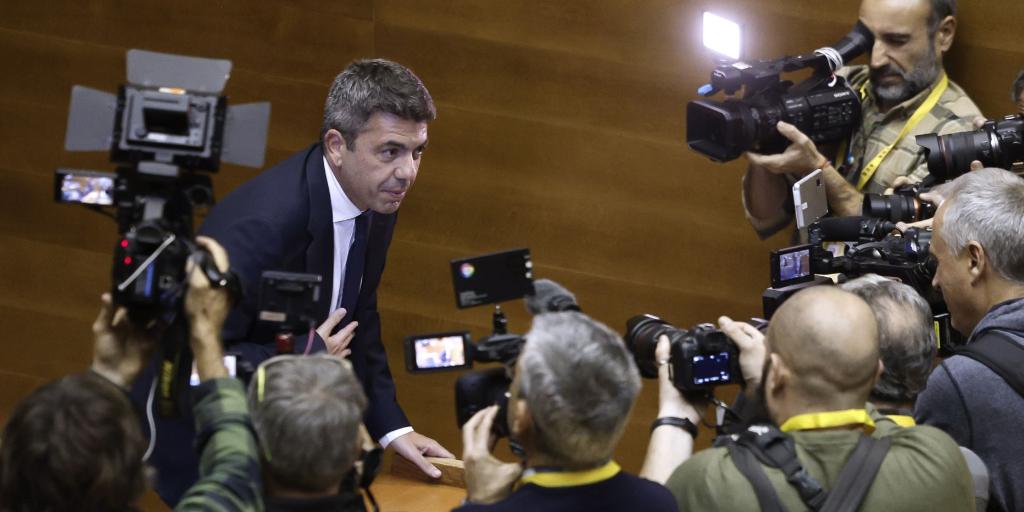 El PP eleva el sueldo de Mazón como diputado al situarlo en una comisión sin actividad legislativa