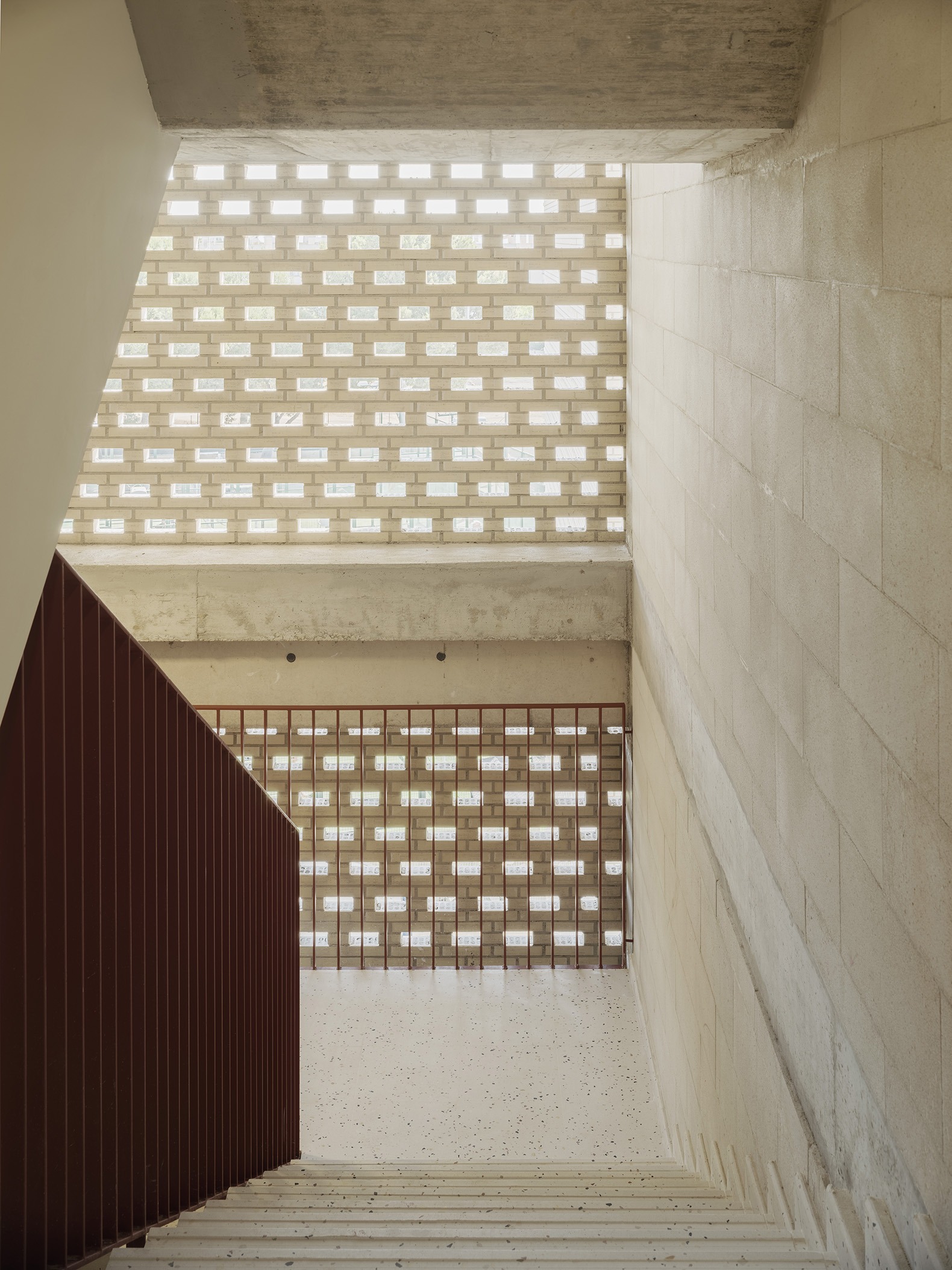 Colegio Montesión por GRAS Reynés Arquitectos. Fotografía por Luis Diaz Diaz.