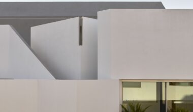 Complejidad en la geometría, innovación en el habitar. Casa MN por HORMA estudio