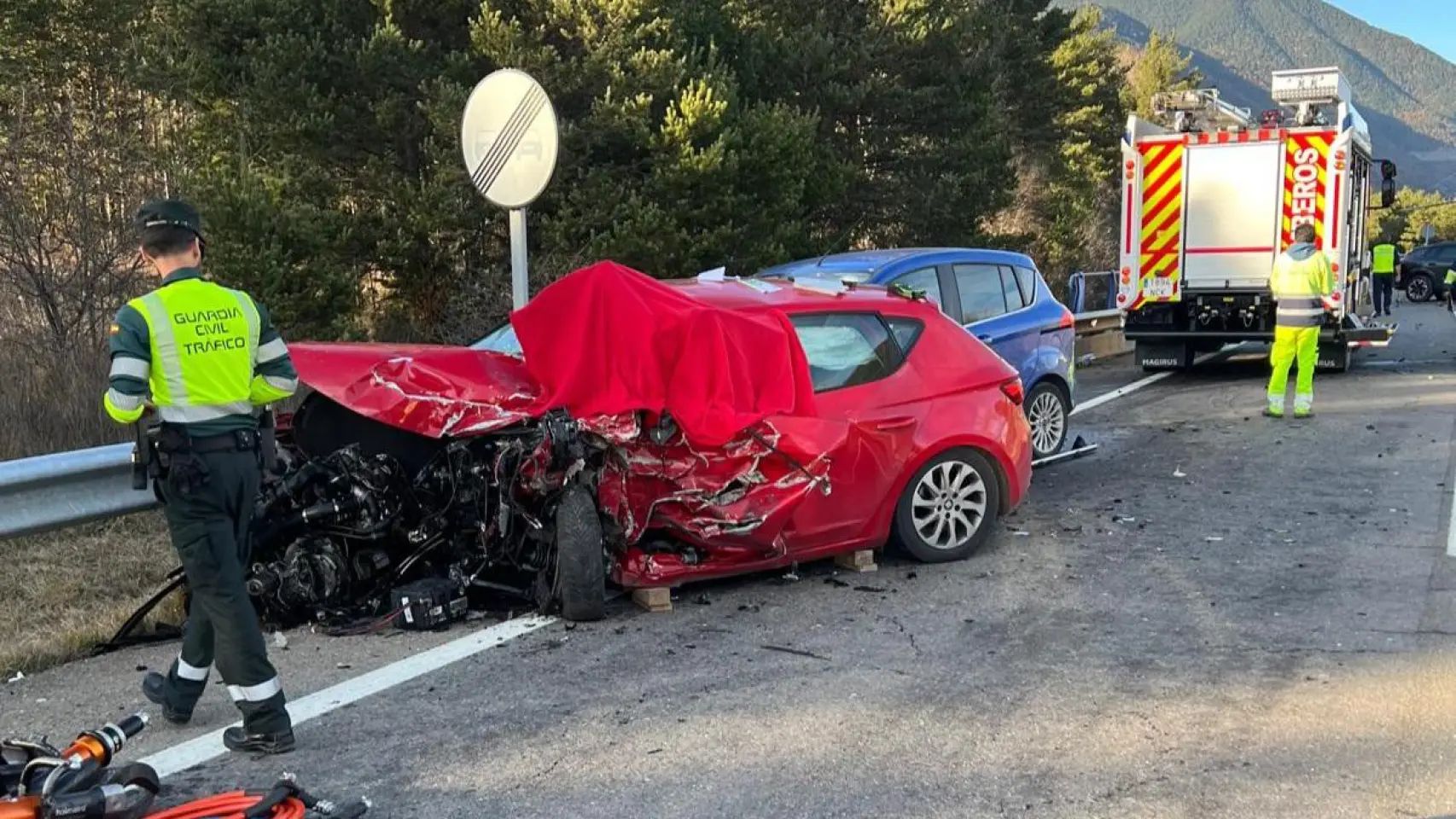 Muere un vizcaíno de 38 años y varios familiares resultan heridos en un accidente de tráfico en Huesca
