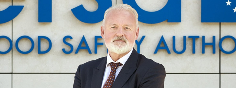 Europa aconseja no dar comida cruda a las mascotas por el riesgo de gripe aviar este invierno