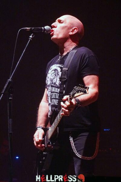 Concierto de la reunión de los miembros clásicos de Obús