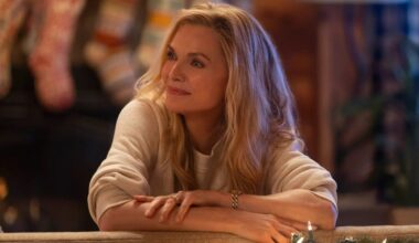 Esta nueva película navideña con Michelle Pfeiffer está enganchando a las mujeres de más de 40 que aman 'Solo en casa' y 'Mujeres desesperadas'