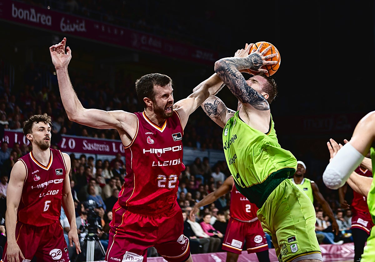 El Unicaja reaparece con una victoria sufrida en Lérida (88-89)