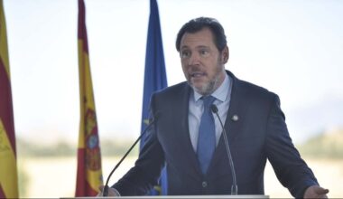 Puente ataca la falta de carga ultrarrápida en carretera con un plan de 44 estaciones para el coche eléctrico