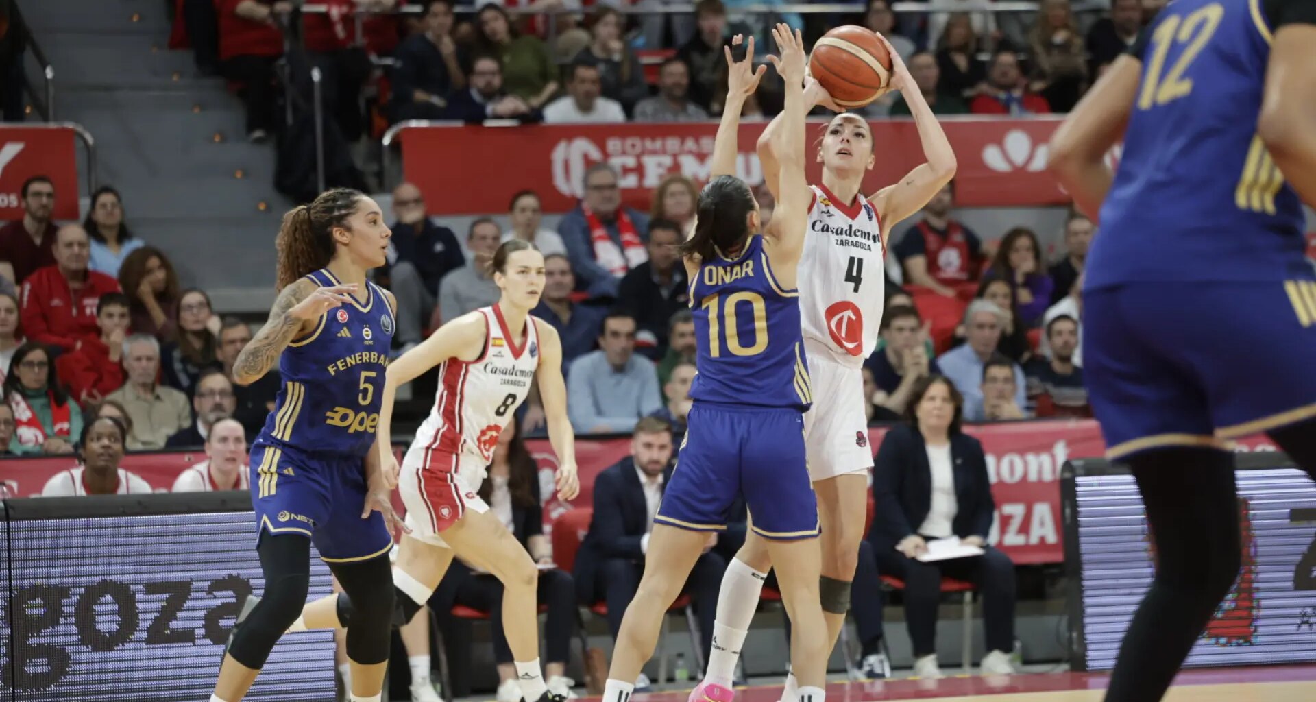 Resumen del Partido Casademont Zaragoza-Fenerbahce: resultado, jugadoras destacadas...