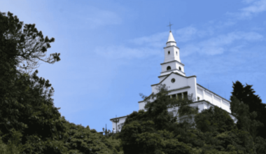 Planes en Bogotá sube a Monserrate Bogotá domingo 21 de diciembre