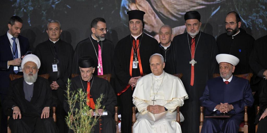Líderes musulmanes piden ayuda al Papa «para que el Líbano se libere de sus crisis y guerras»
