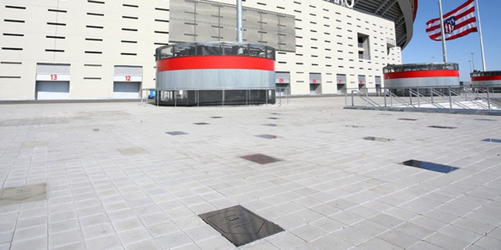 La placa de Courtois pasa a la historia: los socios del Atlético ya pueden elegir a sus leyendas - ABC