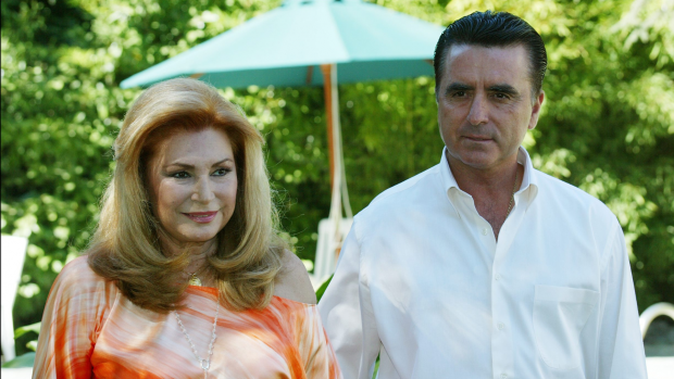 Rocío Jurado y Ortega Cano en su casa. (Foto: Gtres)