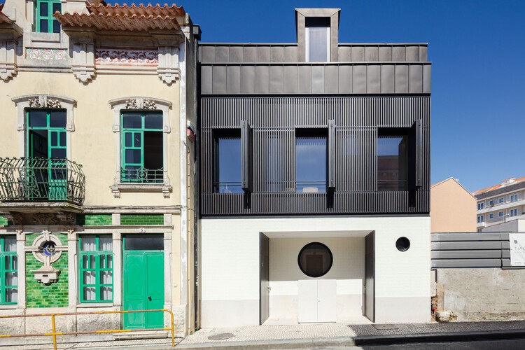 Casa de Sá / Tiago do Vale Arquitectos - Fotografía exterior, Fachada