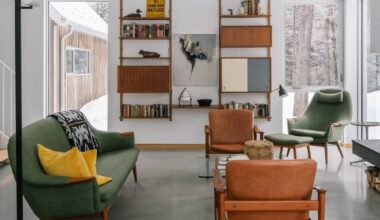 Una casa de campo diseñada como una cabaña de madera y decorada con muebles estilo mid century