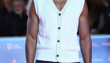 Echan de un bar de Bilbao al actor pamplonica Sambou Diaby por ser negro: "Aquí no puedes vender" - Libertad Digital