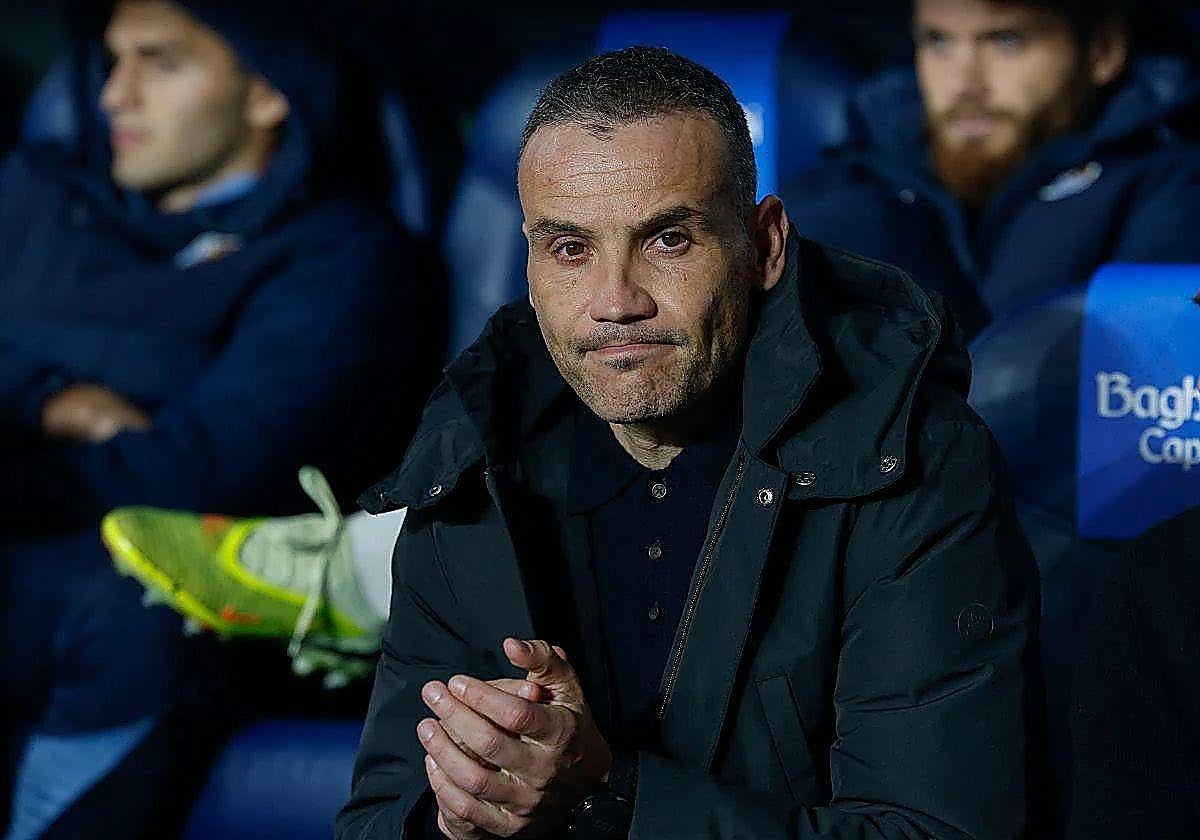 La Real destituye a Sergio Francisco y Ansotegi será entrenador interino hasta el parón