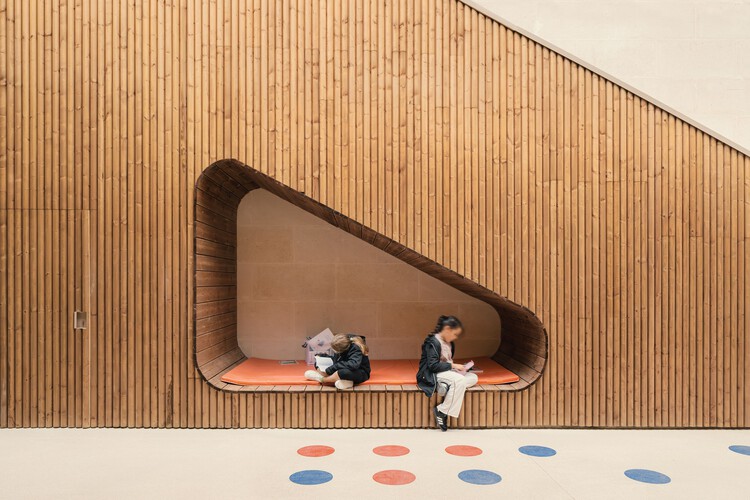 Complejo escolar Simone Veil Tremblay-en-France / Gaetan Le Penhuel Architectes - Fotografía interior, Madera
