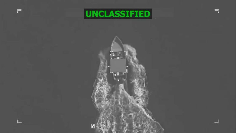 Fuerzas militares de EE.UU. atacan tres embarcaciones en el océano Pacífico: reportan al menos ocho muertos