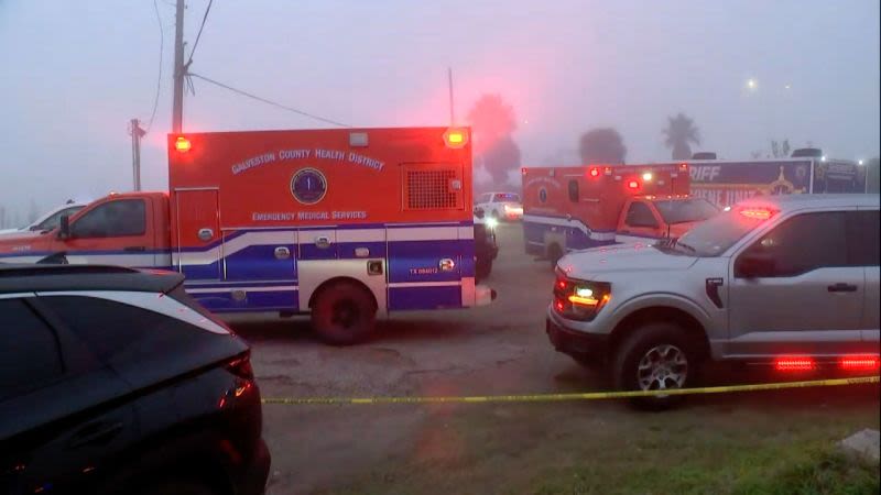 Niño de 2 años entre los muertos en accidente de avión de la Marina de México que llevaba pacientes con quemaduras a Texas