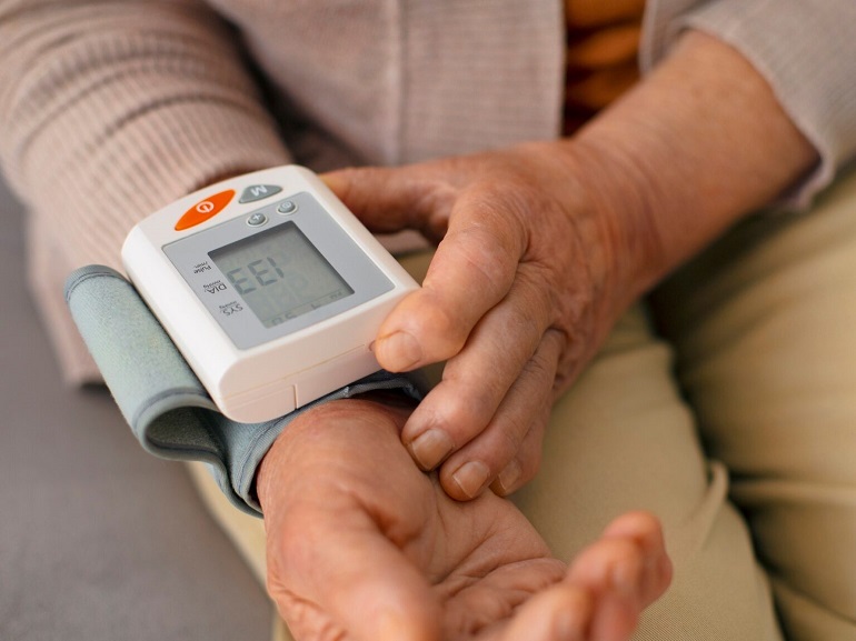 La obesidad sarcop&eacute;nica acelera el deterioro cognitivo en personas mayores