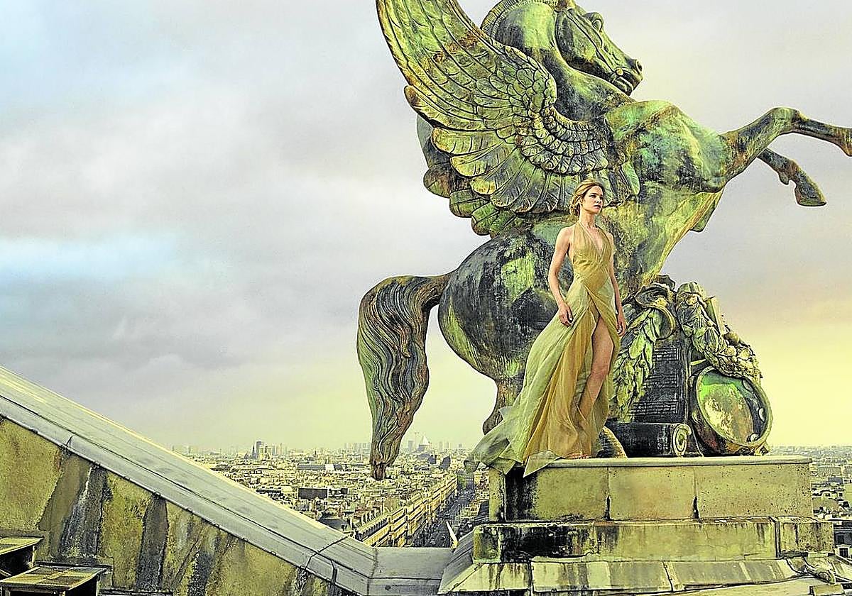 «Subid a los bancos para sacar la foto buena, yo lo haría»