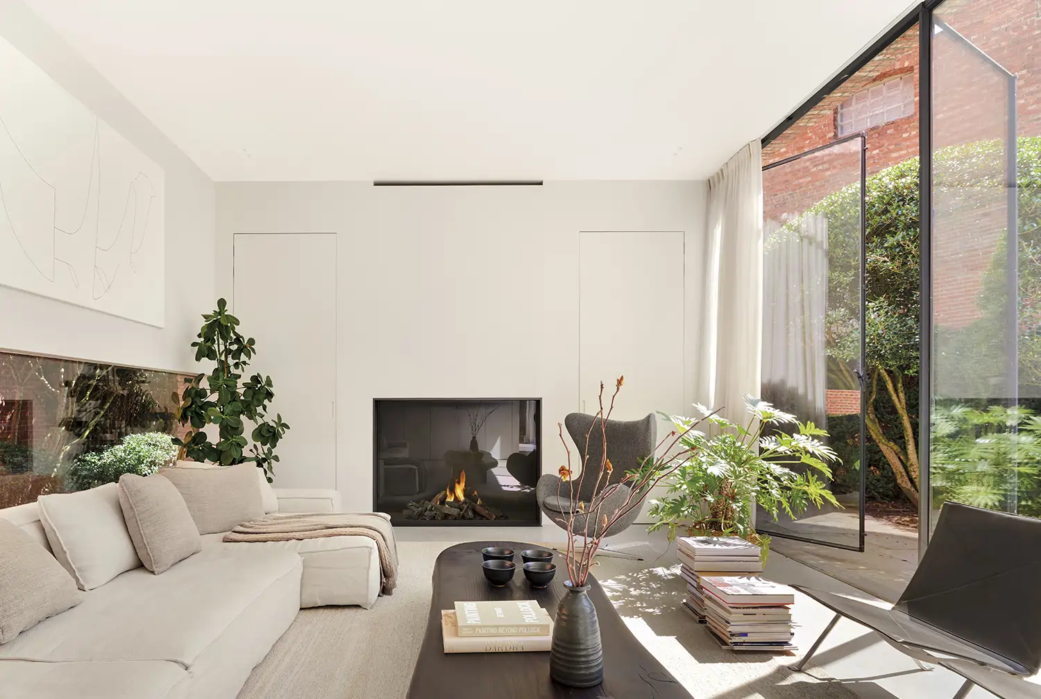 Una correcta ventilación diaria abriendo puertas y ventanas es el método más rápido y sencillo para renovar el aire interior.