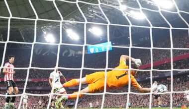 Luis Enrique a Simón al acabar el partido: «Vaya, hombre, tienes que hacer el mejor partido contra mí»