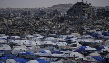 El líder de Qatar dice que el alto el fuego en Gaza está en un momento crítico