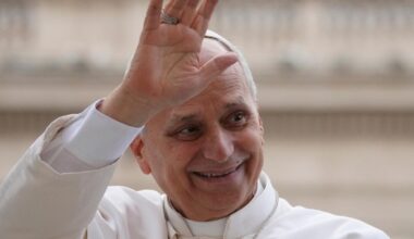 El papa critica la “irracionalidad” de la disuasión militar en su primer mensaje anual de paz