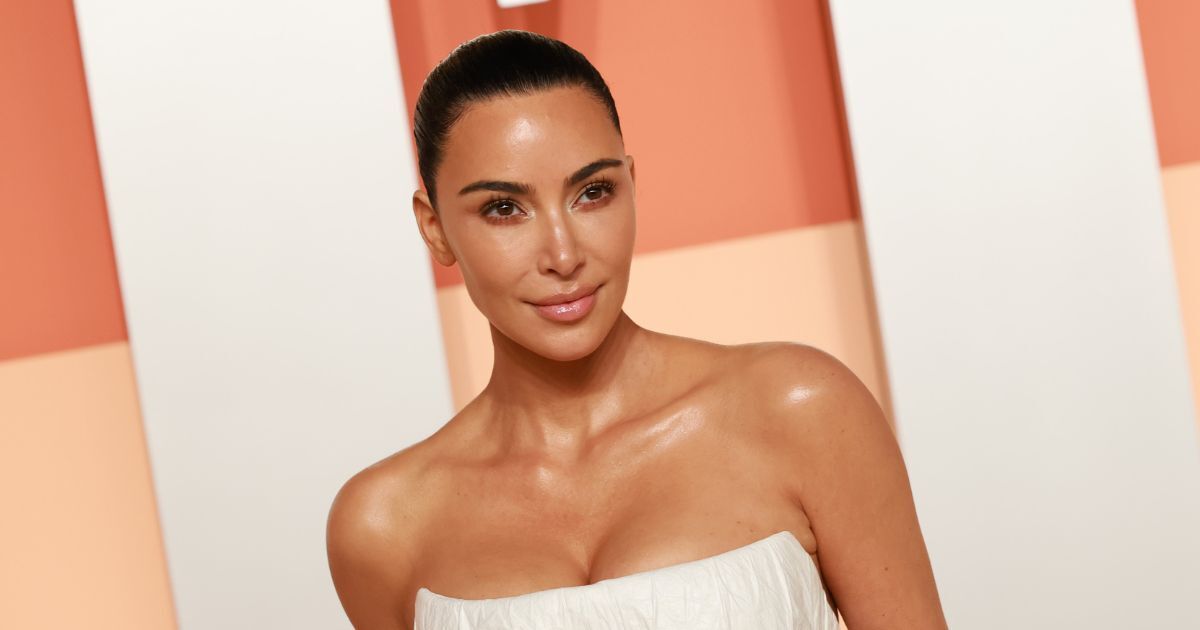 Kim Kardashian convierte su mansión en un bosque nevado y desata críticas por 'exceso' y 'mal gusto'