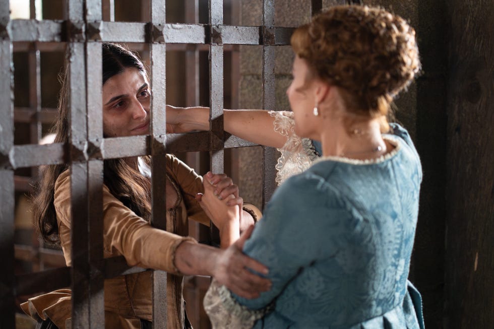 luisa y adriana en 'valle salvaje'