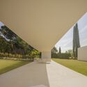 Villa Lago / Fran Silvestre Arquitectos - Imagen 3 de 25