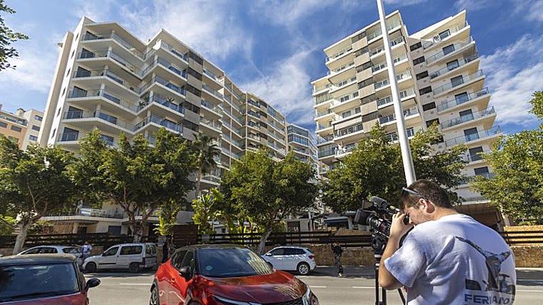 Urbanización donde vivía el piloto desertor ruso en Villajoyosa, Alicante