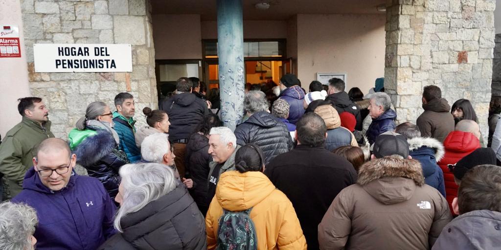 la comisión cede su premio a cambio de no ser denunciados