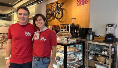Virginia Berasategi abre en Bilbao la primera cafetería para ciclistas: comida sana, buen rollo y... alquiler de bicis