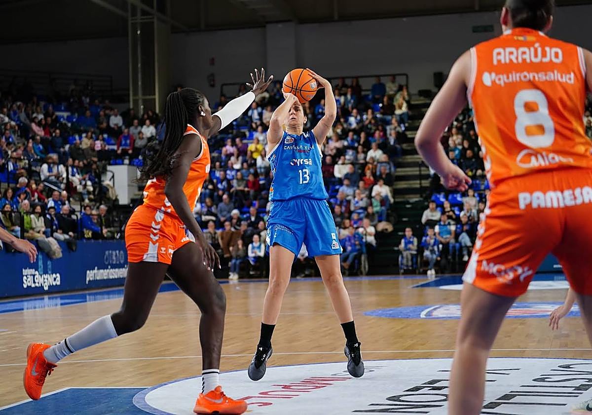 Perfumerías Avenida - Valencia Basket: resumen y resultado online del partido de Liga Femenina (58-57, final)