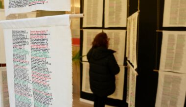 Una exposición de bordado palestino para honrar y reivindicar la memoria de las más de 50.000 víctimas de Gaza