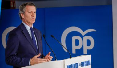 Feijóo envía a la jueza sus mensajes con Mazón del día de la dana