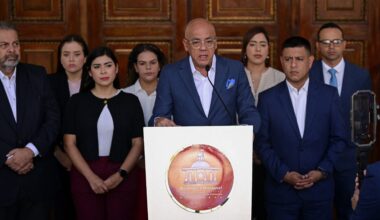 El chavismo anuncia la liberación de presos como gesto para "consolidar la paz" en Venezuela